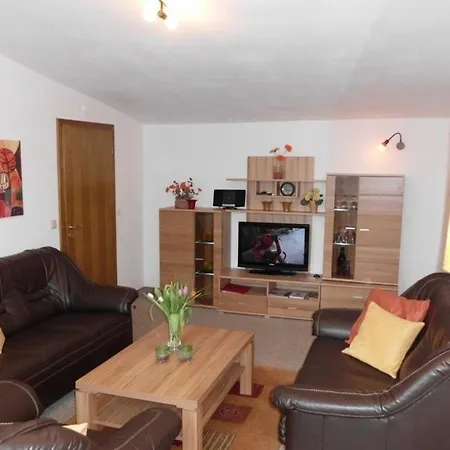 Grosszuegige Mit Bergblick Im Haus Hopfe Apartment